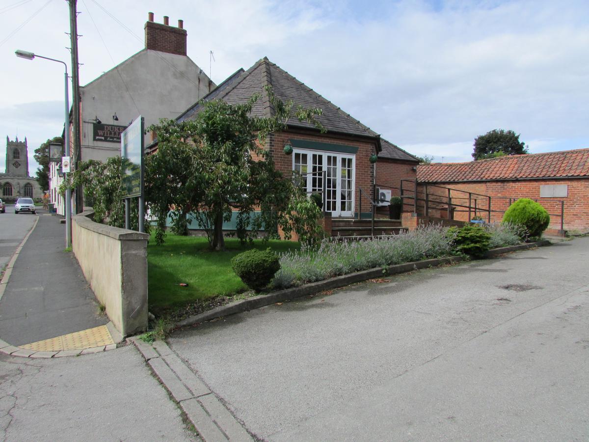 Bed and Breakfast The Duke William Finningley Екстер'єр фото